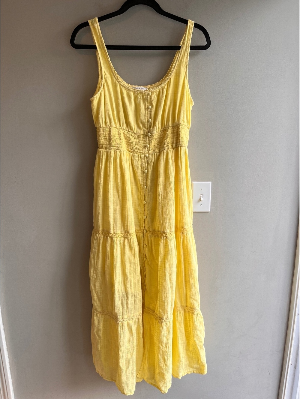American Eagle Yellow Tiered Smocked Dress Size Medium